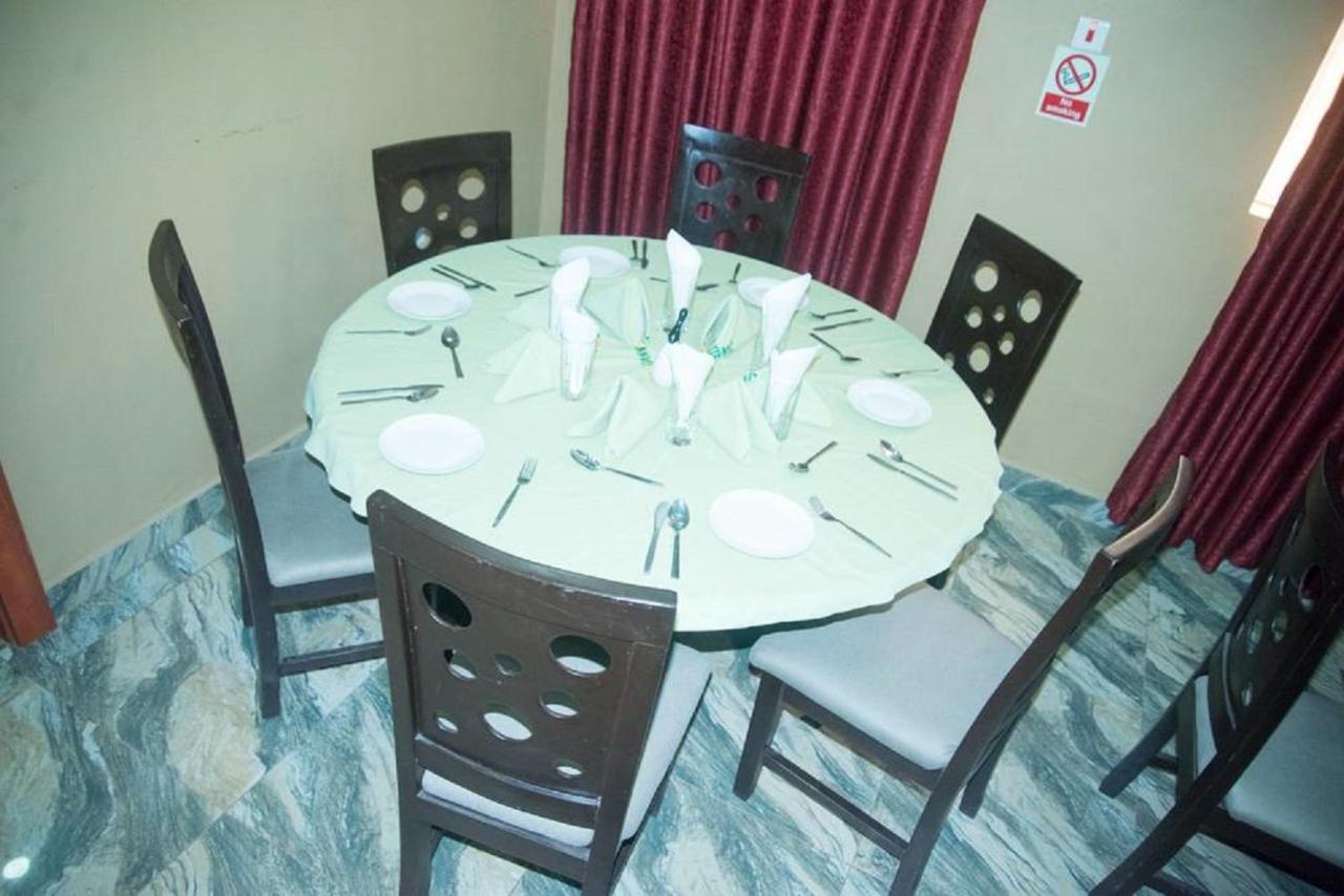 Dannic Hotels Enugu Exterior foto